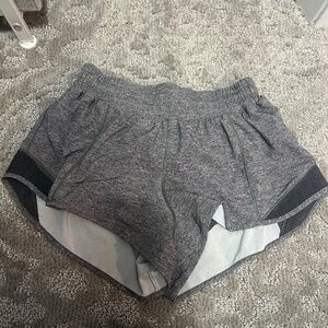 Low rise Lululemon Hotty Hots
